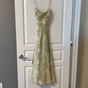 Ladies avocado midi summer dress